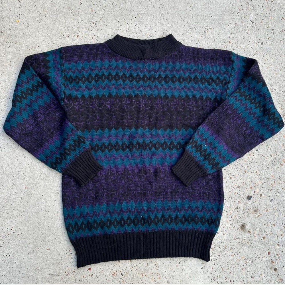 Vintage Main Event Mens Black Purple  Blue Patterned Sweater